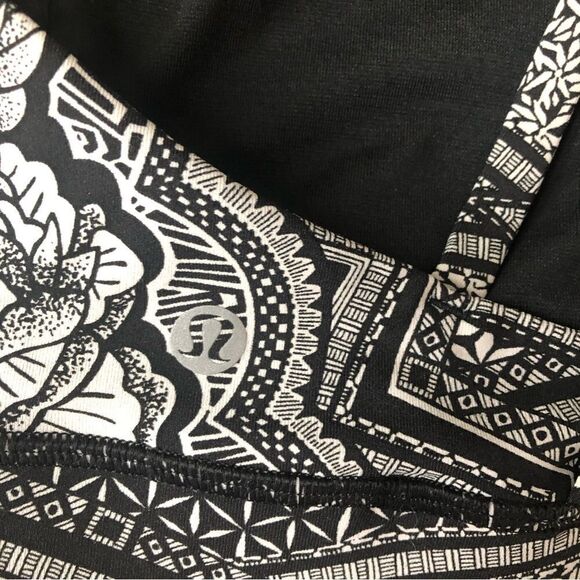 Lululemon Sports Bra - Picture 3 of 4